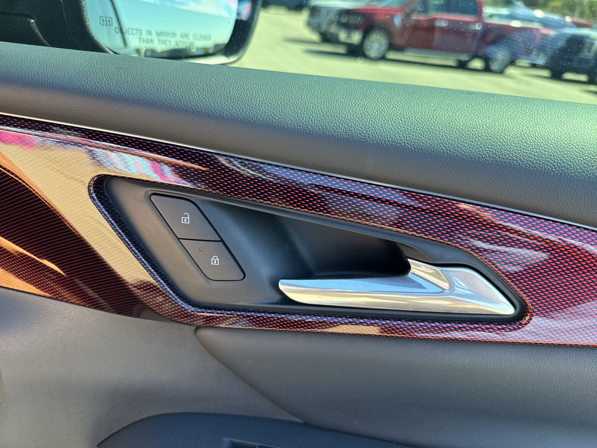 Used 2026 Chevrolet Traverse RS FWD image 26