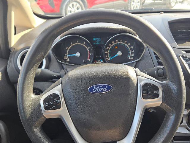 Certified 2019 Ford Fiesta SE image 2