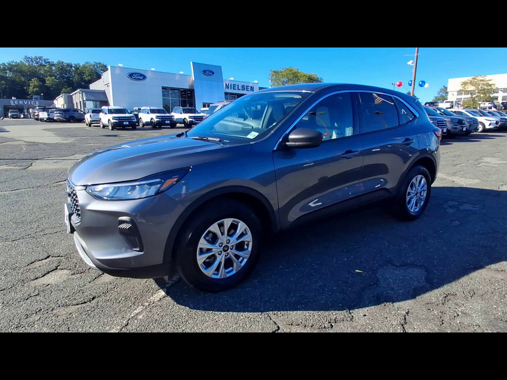 Certified 2023 Ford Escape Active AWD/4WD image 4