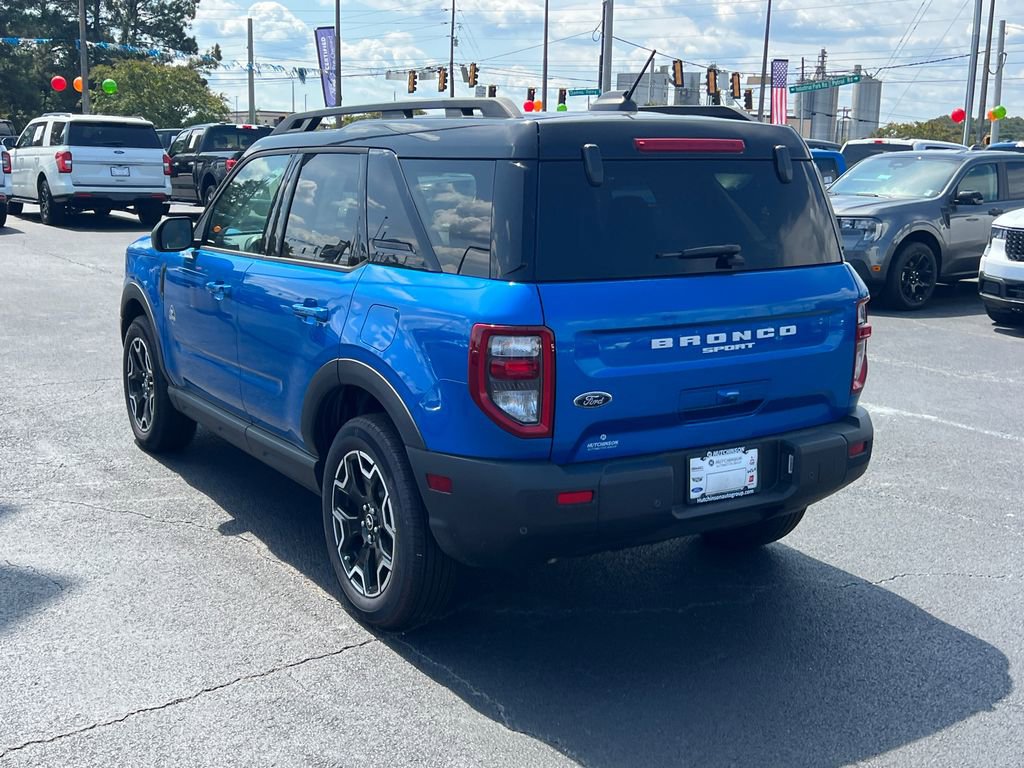 Certified 2025 Ford Bronco Sport Outer Banks AWD/4WD image 5