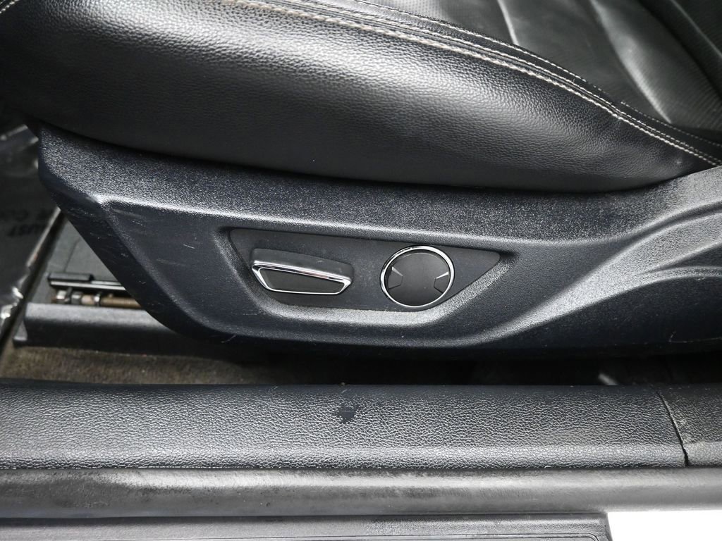 Certified 2018 Ford Mustang Premium image 49