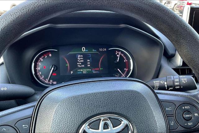 Used 2025 Toyota RAV4 XLE FWD image 13