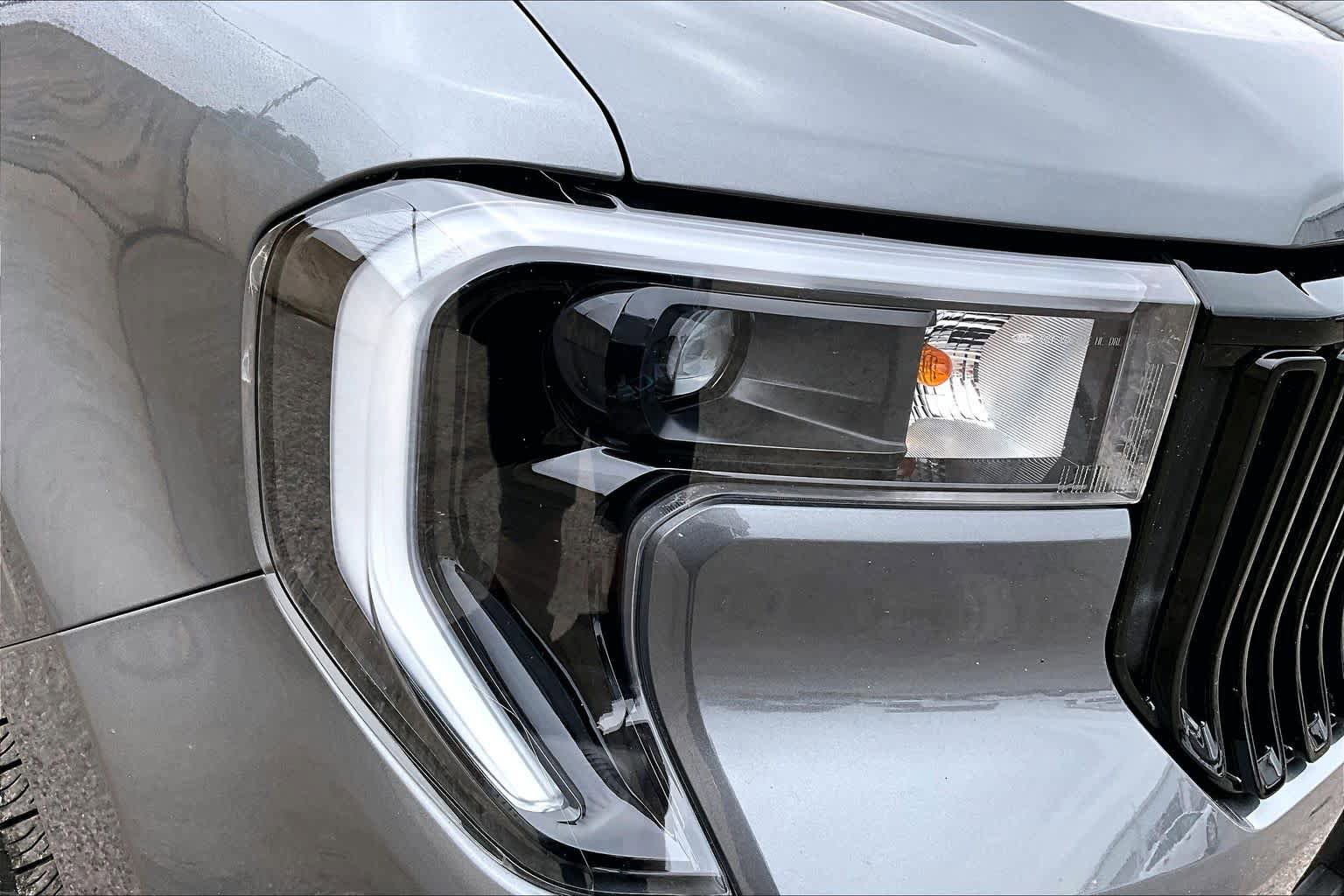 Certified 2025 Ford Maverick Lobo AWD/4WD image 27