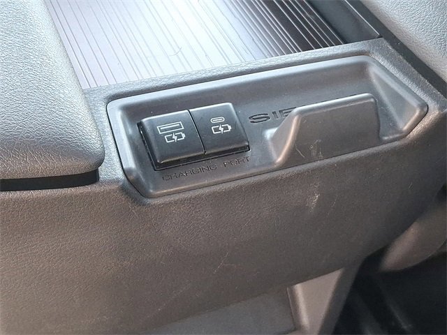 Used 2021 Toyota Sienna LE image 12