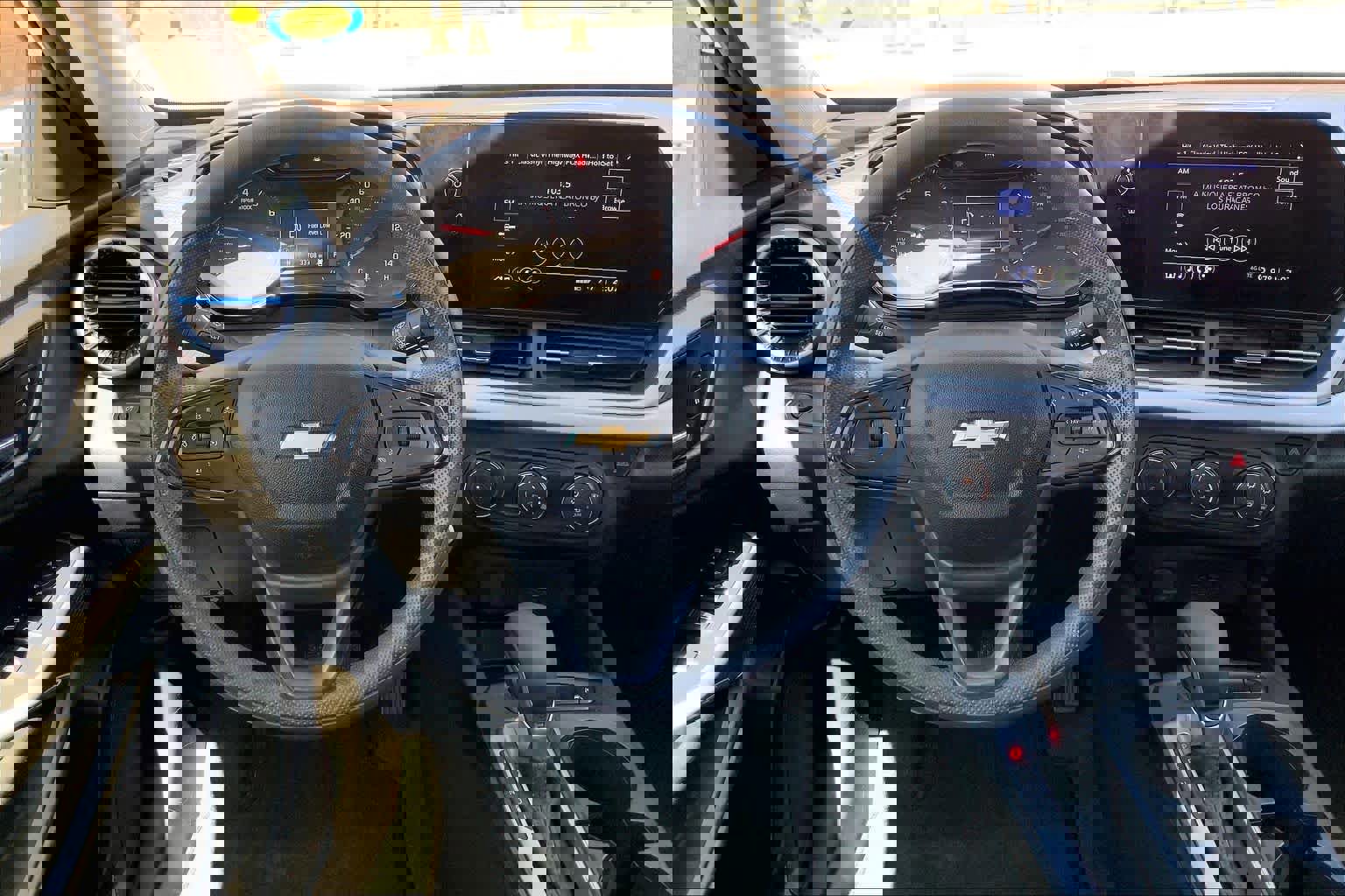 Used 2025 Chevrolet Trax LS image 8