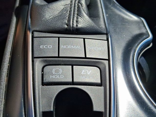 Used 2018 Toyota Camry XLE FWD image 24