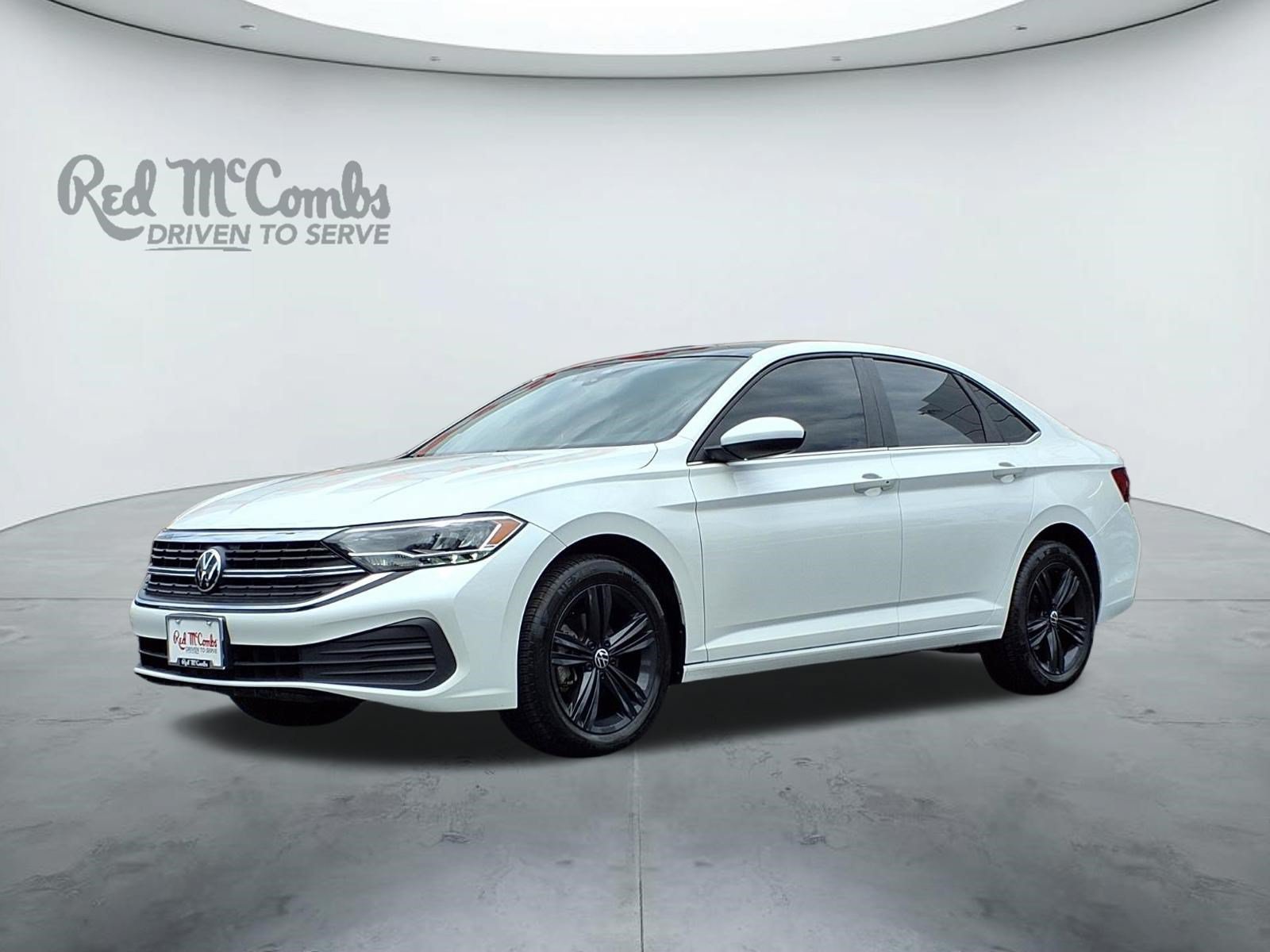 Used 2024 Volkswagen Jetta SE w/ Panoramic Sunroof Package FWD image 1