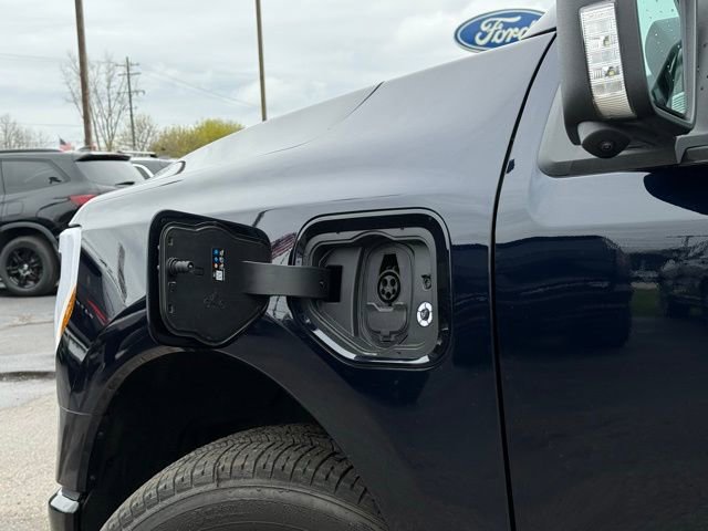 Certified 2025 Ford F150 Lightning XLT AWD/4WD image 48