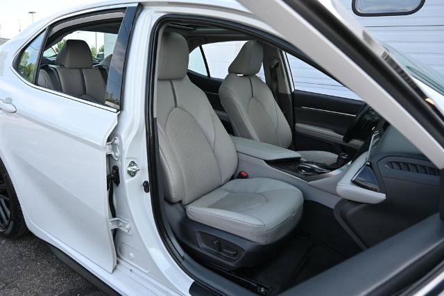 Used 2022 Toyota Camry XSE FWD image 24