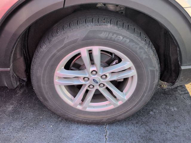 Certified 2022 Ford Explorer XLT RWD image 6