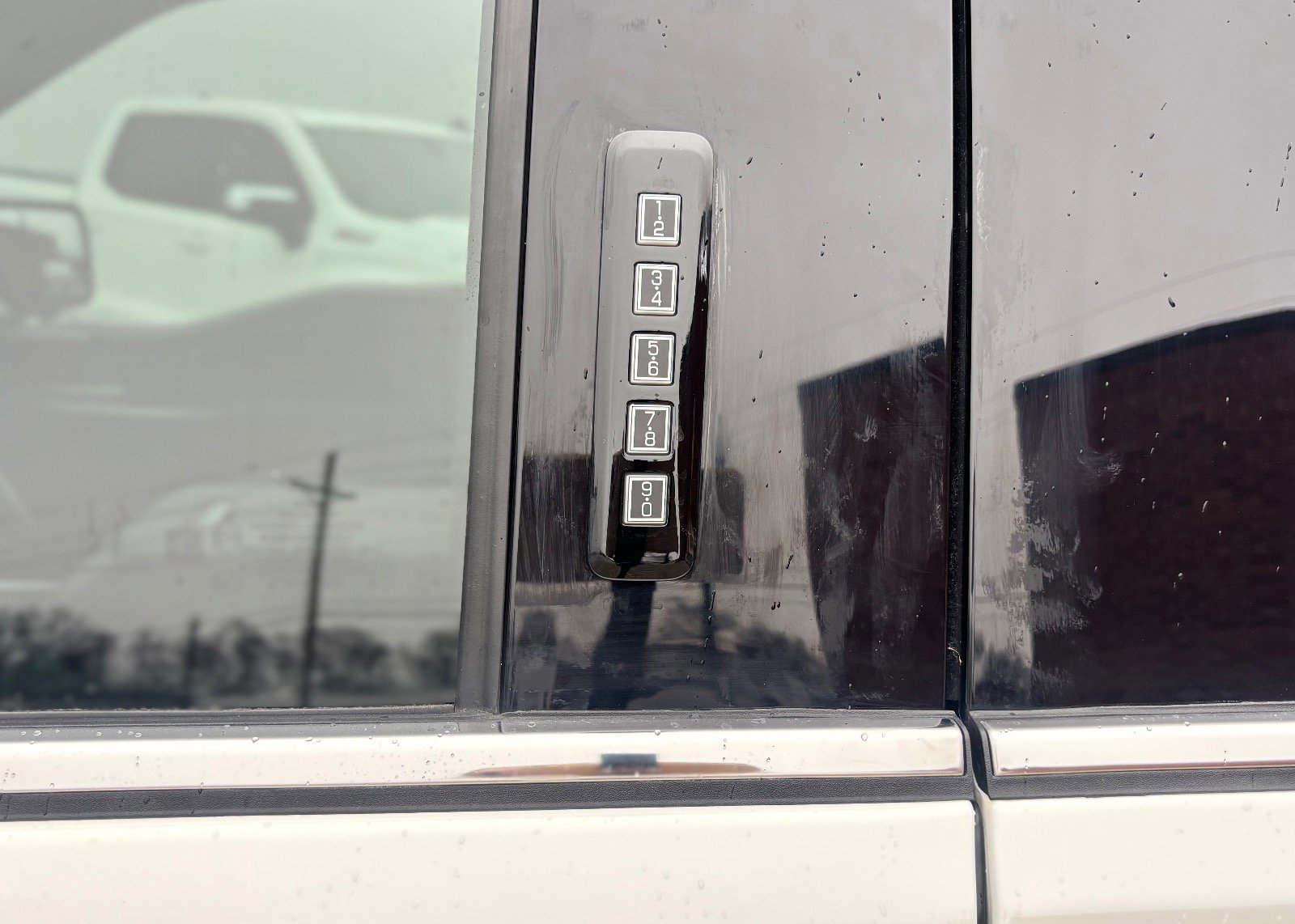 Certified 2022 Ford F150 Platinum w/ Equipment Group 701A High image 27