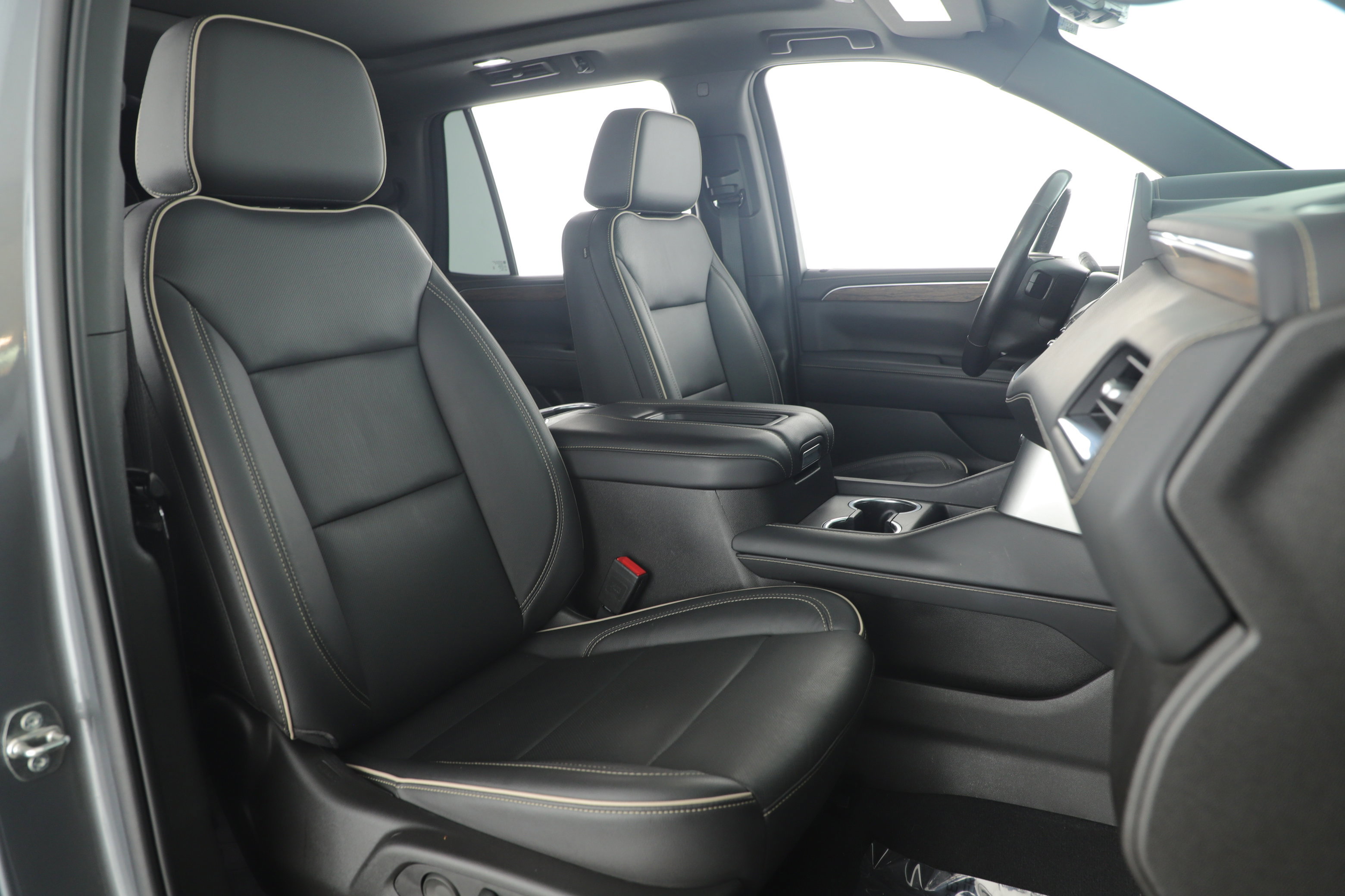 Used 2021 Chevrolet Tahoe Premier w/ Texas Edition image 22