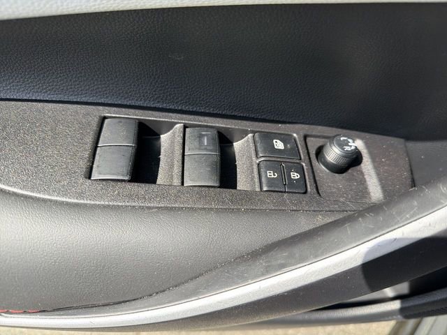 Used 2025 Toyota Corolla SE FWD image 22