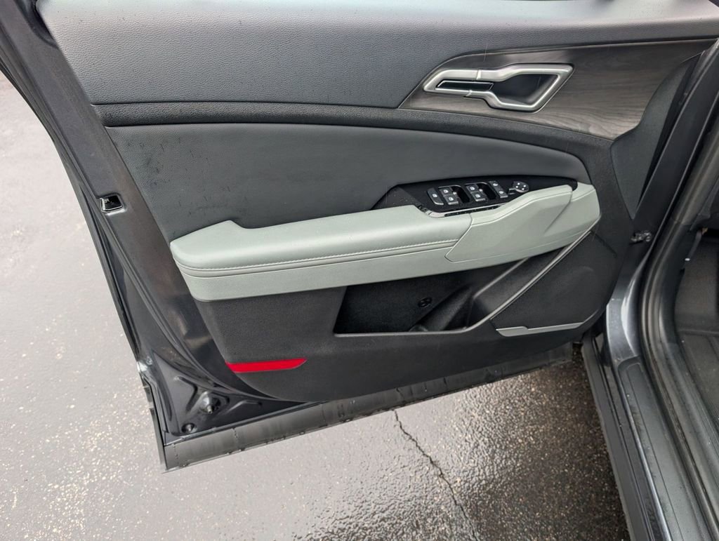 Used 2023 Kia Sportage X-Line w/ X-Line Premium Package image 24