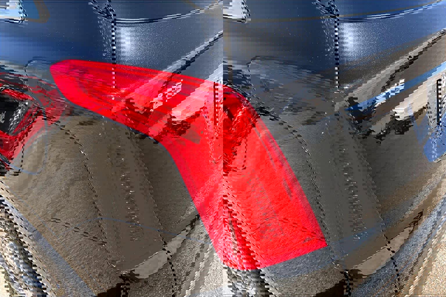 Used 2017 Cadillac XT5 Luxury w/ Driver Awareness Package image 28