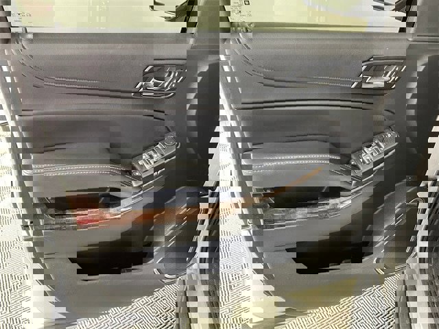 Used 2018 Chevrolet Tahoe LS image 15