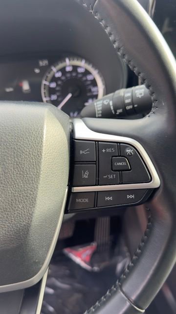 Used 2024 Toyota Highlander LE image 13