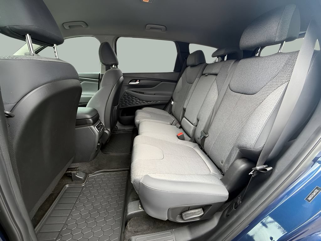 Used 2021 Hyundai Santa Fe SE AWD/4WD image 16