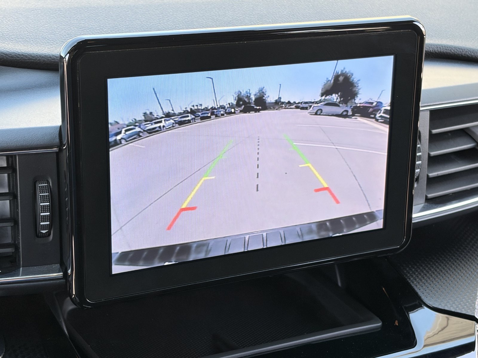 Certified 2022 Ford Explorer ST AWD/4WD image 28