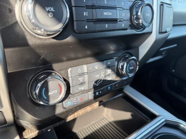 Certified 2020 Ford F250 Lariat w/ Chrome Package AWD/4WD image 10