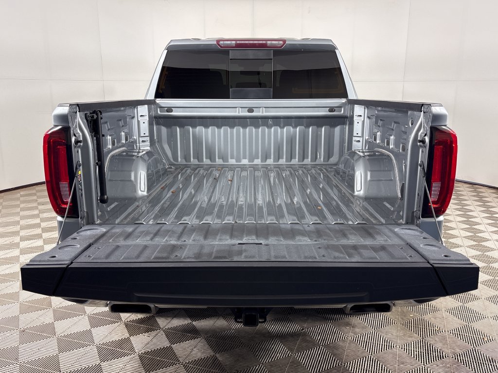 Used 2023 GMC Sierra 1500 SLT AWD/4WD image 23