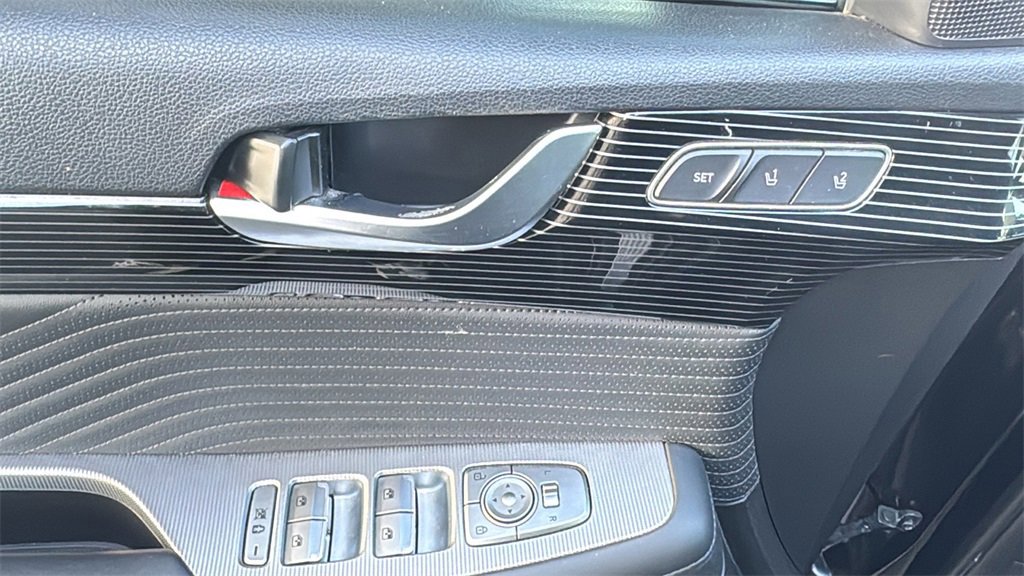 Used 2023 Hyundai Palisade Calligraphy image 19