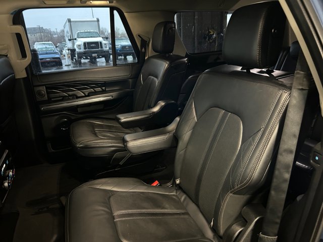 Certified 2019 Ford Expedition Max Platinum image 17