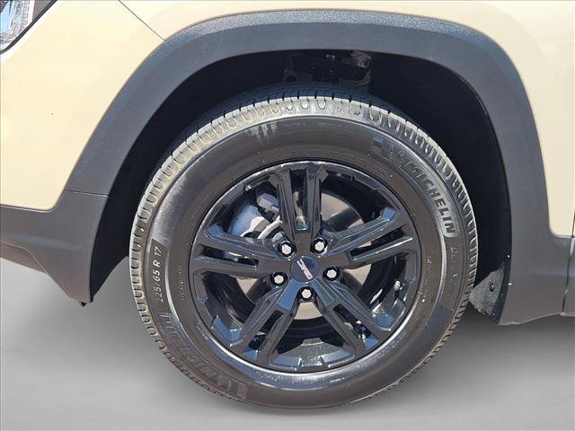 Used 2023 GMC Terrain AT4 w/ Tech Package AWD/4WD image 30