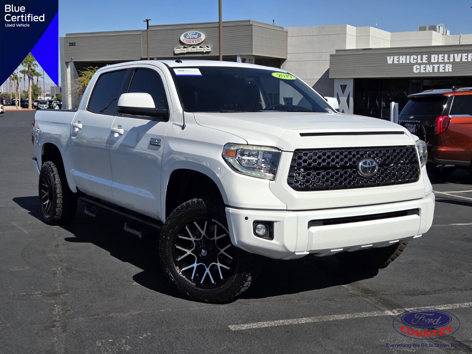 Used 2019 Toyota Tundra Platinum AWD/4WD image 1