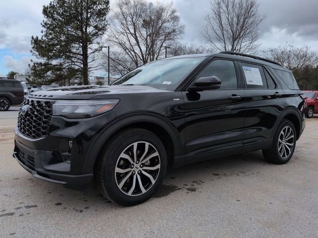 Certified 2025 Ford Explorer ST-Line AWD/4WD image 8