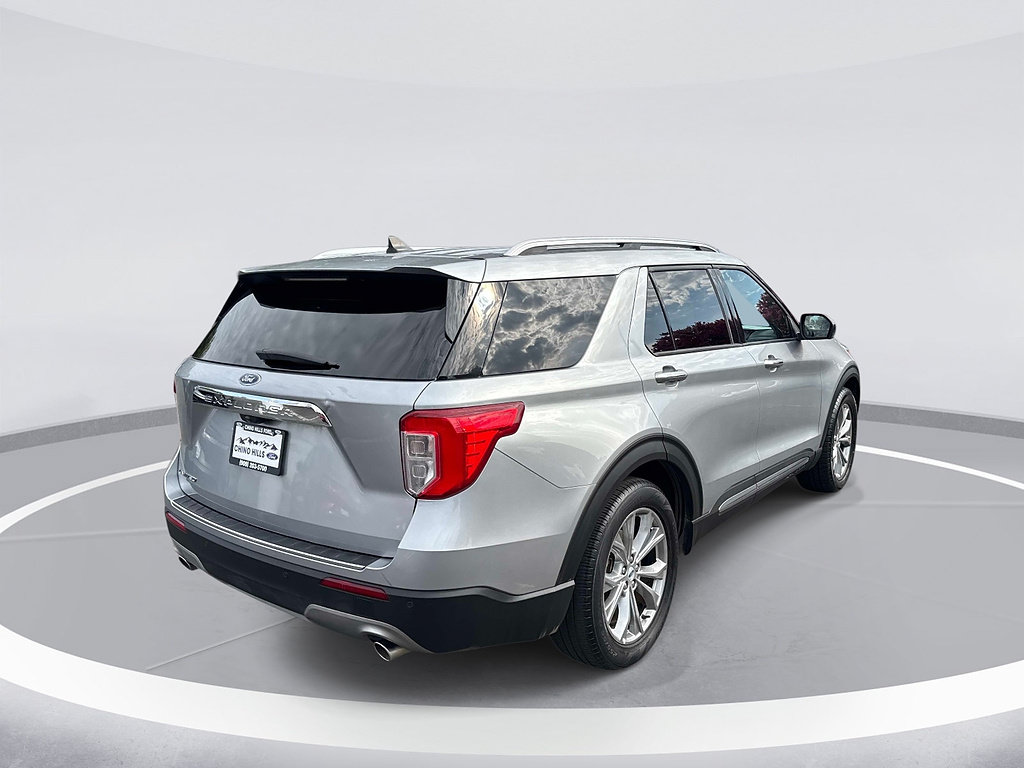 Certified 2023 Ford Explorer Limited RWD image 4