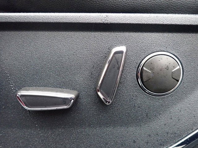 Certified 2022 Ford F150 Lariat w/ Equipment Group 502A High image 24