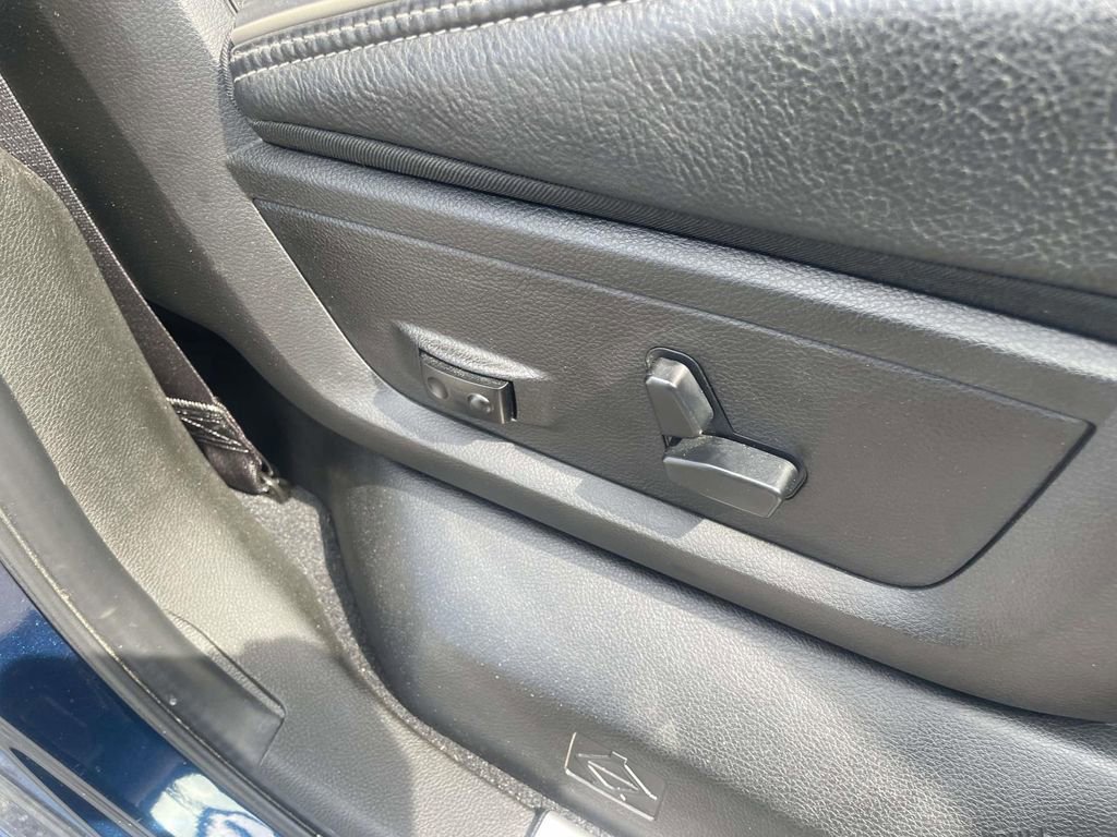 Used 2019 RAM 3500 Limited image 30