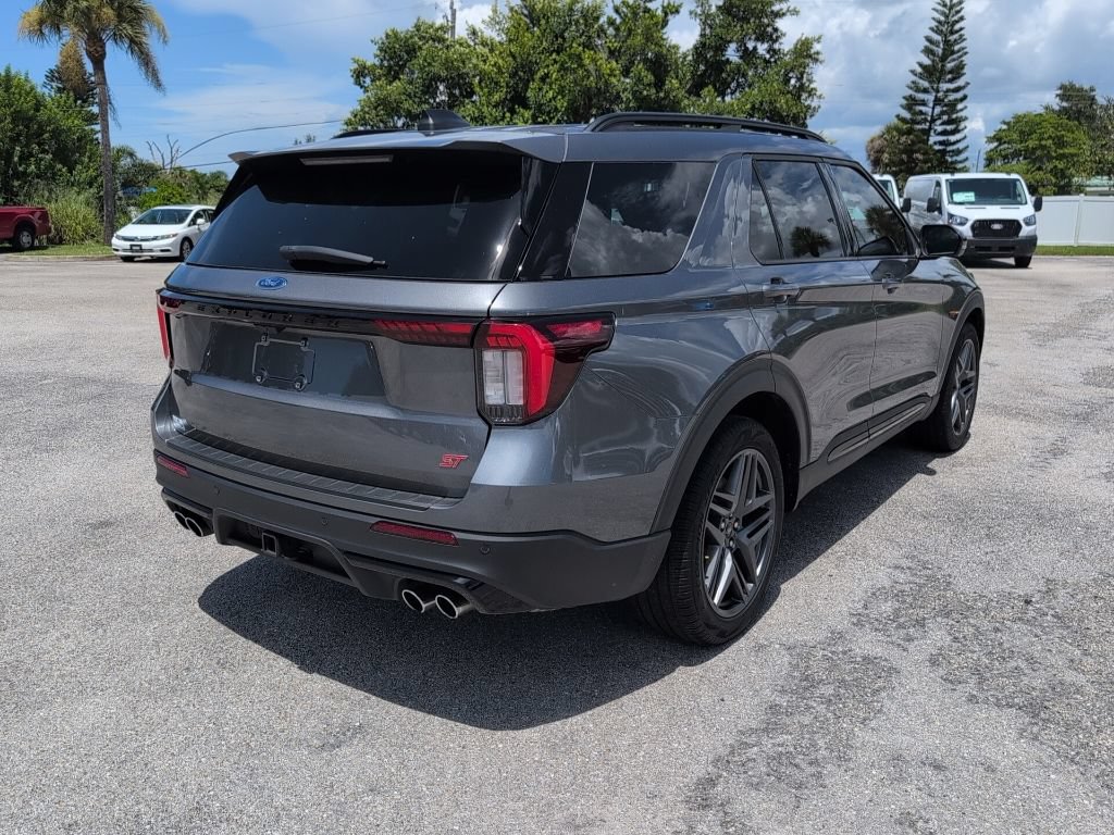 Certified 2025 Ford Explorer ST w/ Sun And Sound Package RWD image 3