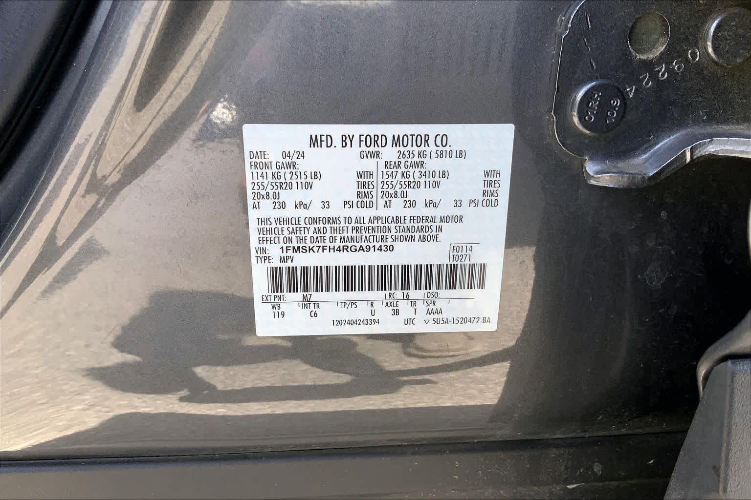 Certified 2024 Ford Explorer Limited w/ Limited Technology Package RWD image 32