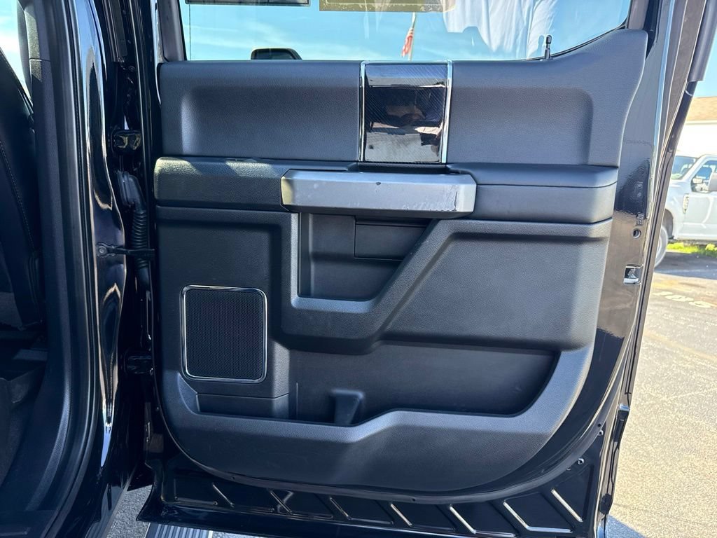 Certified 2020 Ford F350 Platinum w/ FX4 Off-Road Package AWD/4WD image 42