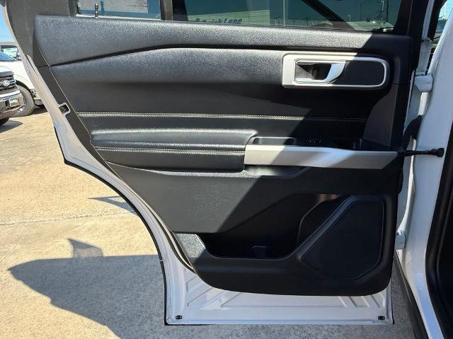Certified 2022 Ford Explorer XLT w/ Equipment Group 202A image 18