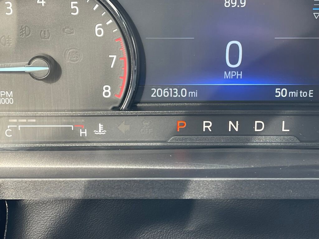 Certified 2022 Ford Explorer XLT w/ Equipment Group 202A image 10