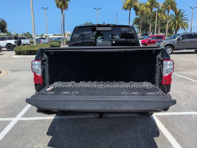 Used 2022 Nissan Titan SV w/ SV Convenience Package AWD/4WD image 13