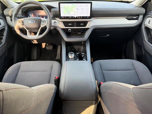 Certified 2026 Ford Explorer Active AWD/4WD image 12