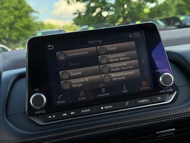 Used 2022 Nissan Rogue SV AWD/4WD image 26