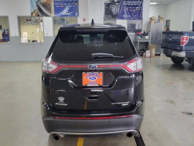 Certified 2018 Ford Edge Titanium w/ Technology Package AWD/4WD image 4