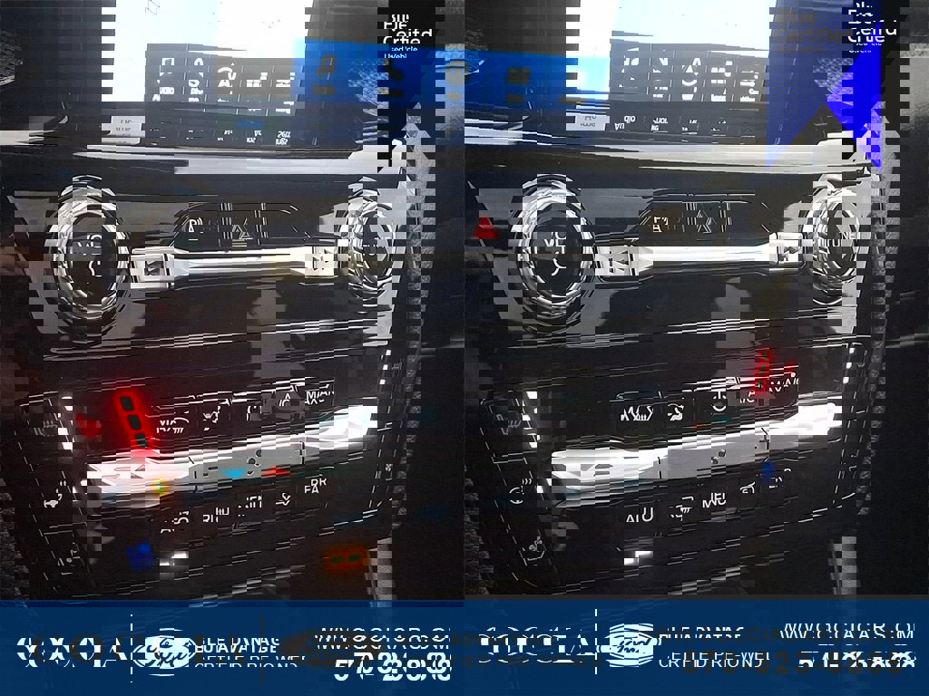 Certified 2024 Ford Explorer ST w/ Equipment Group 401A image 17