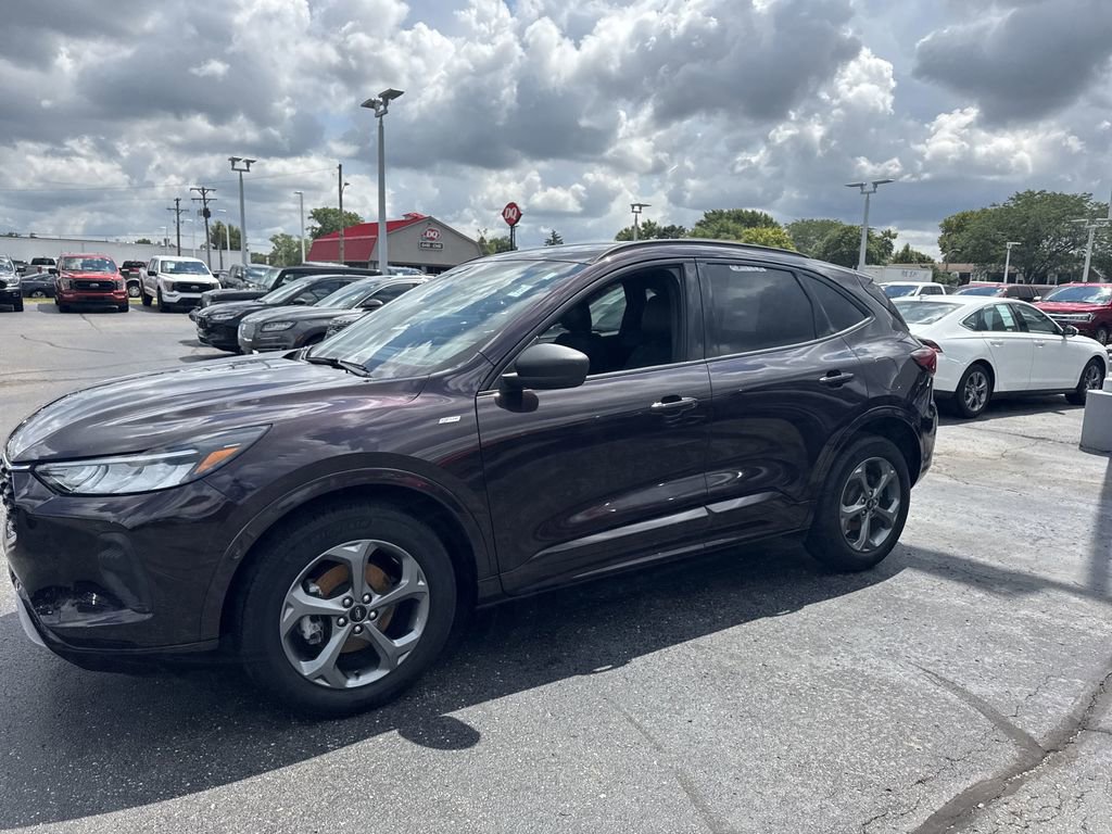 Certified 2023 Ford Escape ST-Line w/ Tech Pack #1 image 2