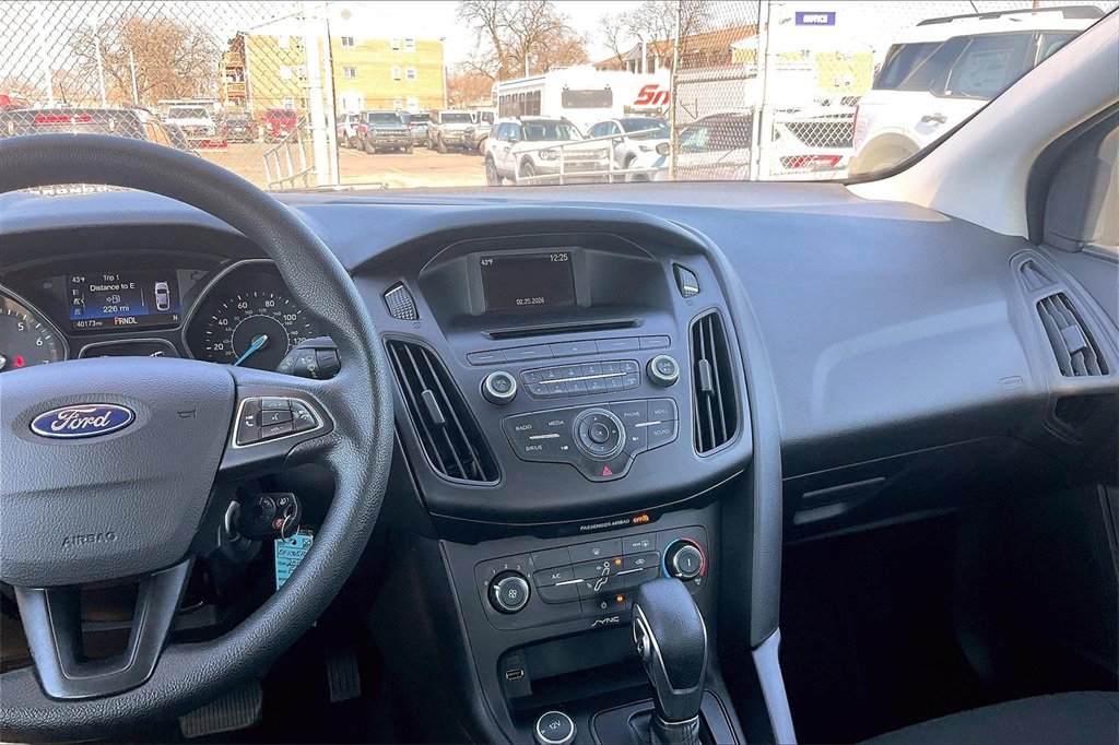 Certified 2017 Ford Focus SE image 5