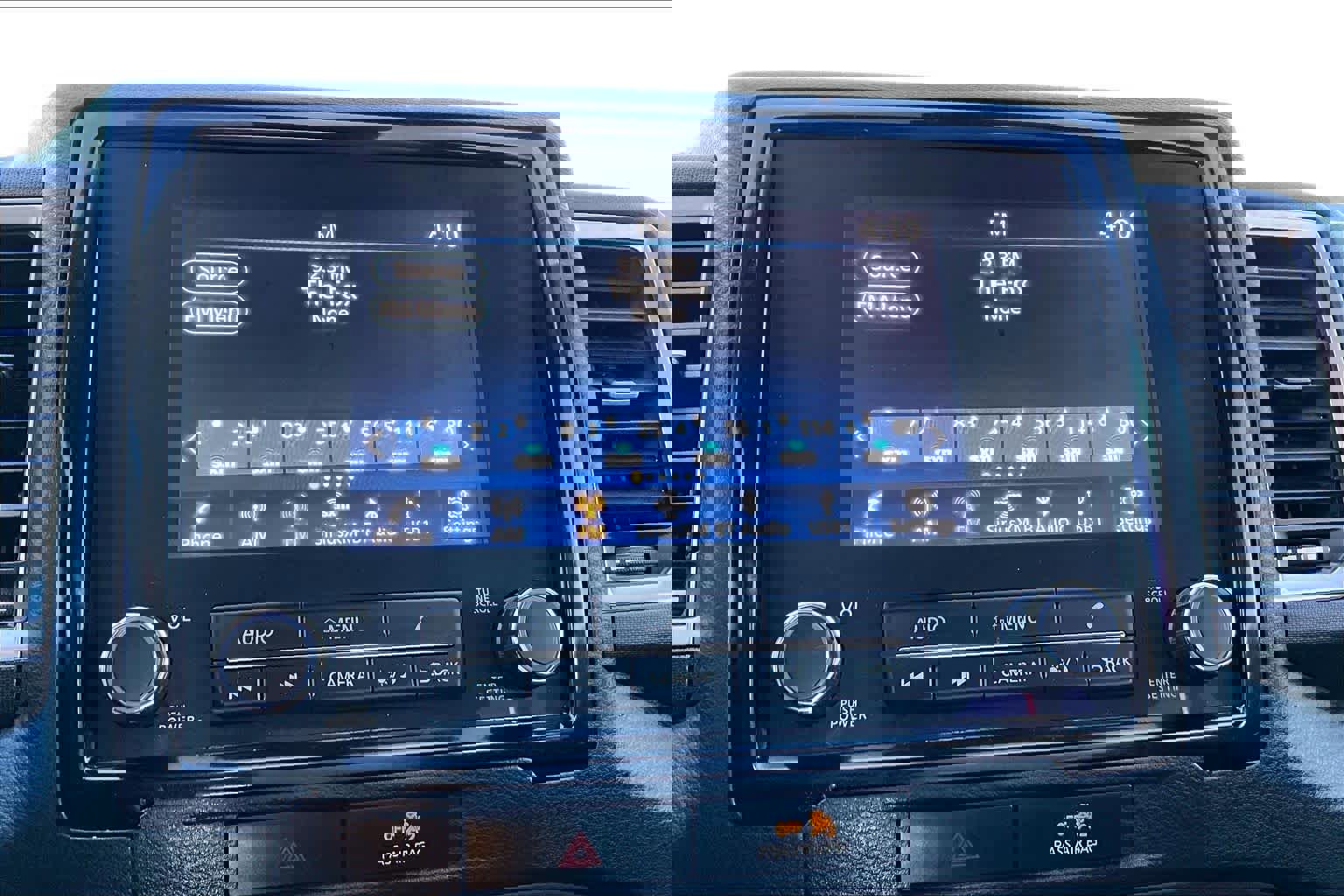 Used 2022 Nissan Frontier SV w/ Technology Package image 34