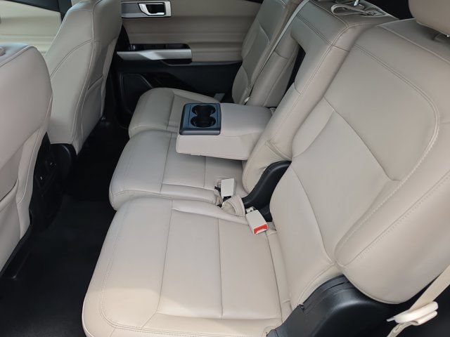 Certified 2023 Ford Explorer XLT w/ Equipment Group 202A RWD image 13