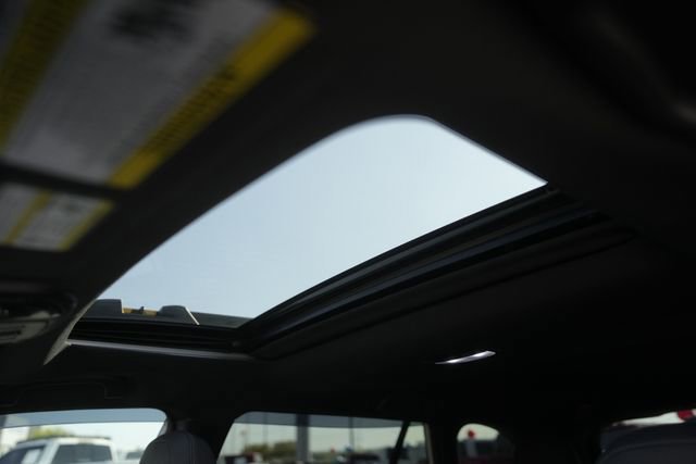 Used 2024 Subaru Outback Wilderness w/ Wilderness Package AWD/4WD image 11