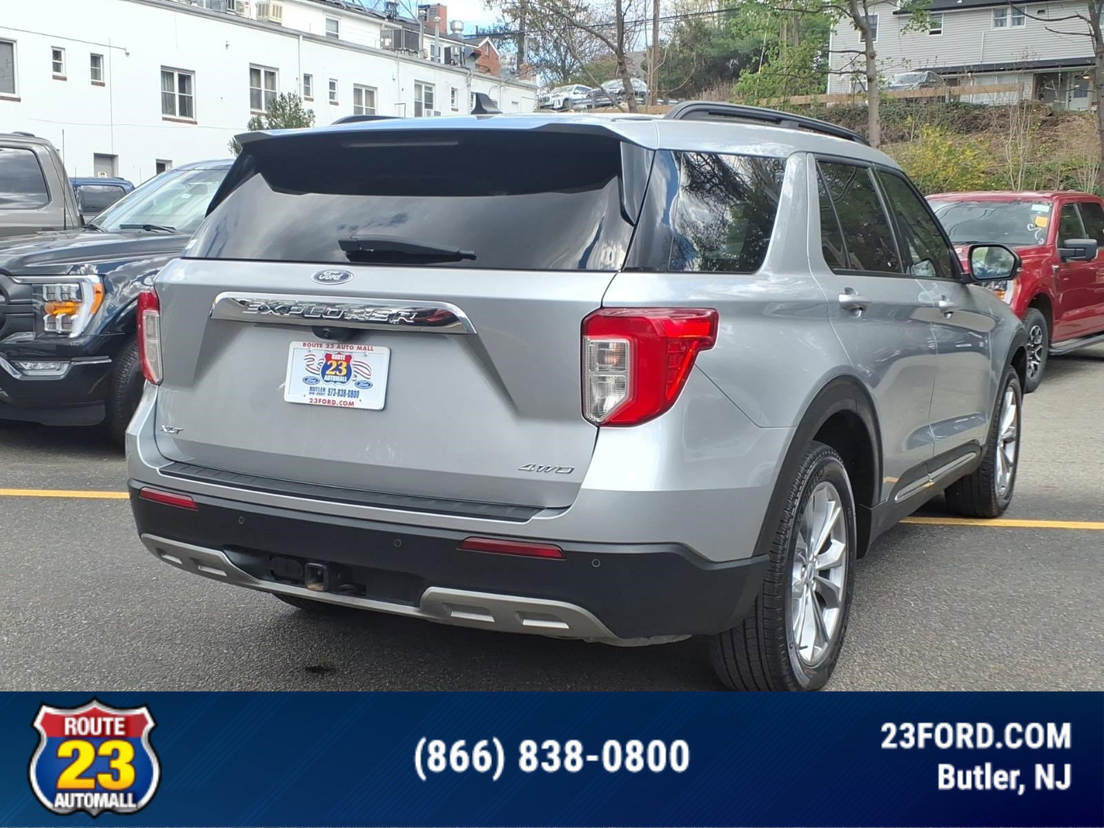 Certified 2023 Ford Explorer XLT w/ Equipment Group 202A AWD/4WD image 5