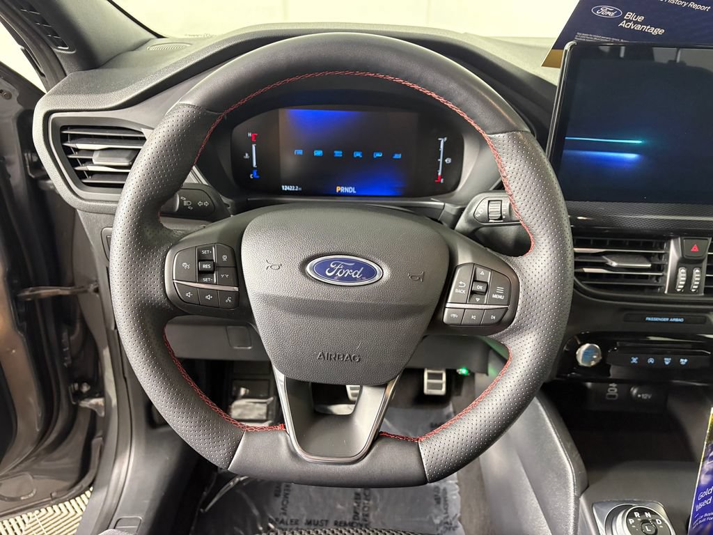 Certified 2024 Ford Escape ST-Line w/ Tech Pack #1 AWD/4WD image 16